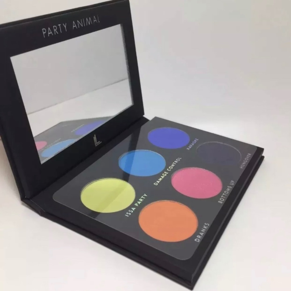 New Laura Lee Party Animal Pallet